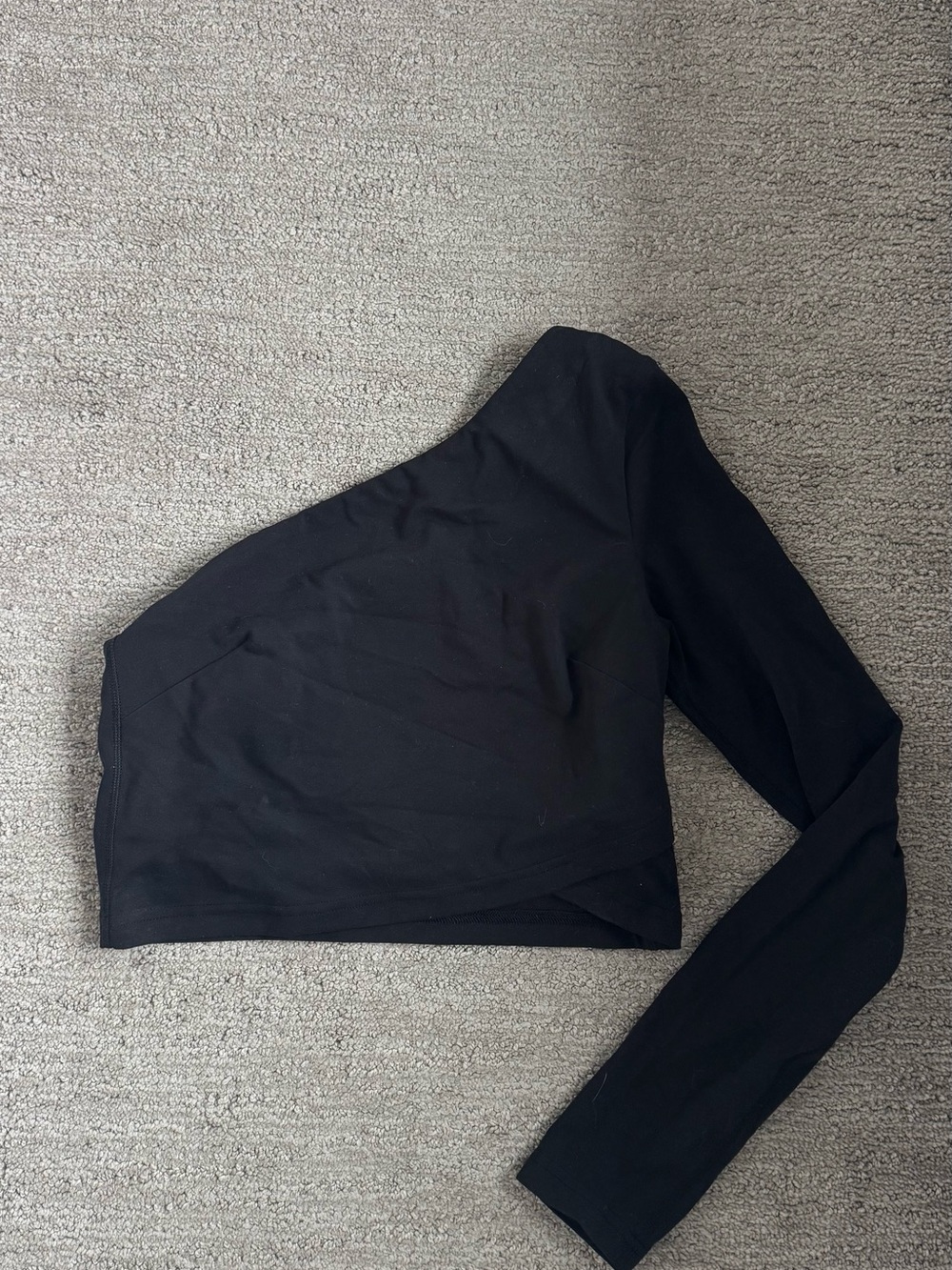 lululemon athletica One-Shoulder Black Long-Sleeve Cropped Top - Picture 3 of 4